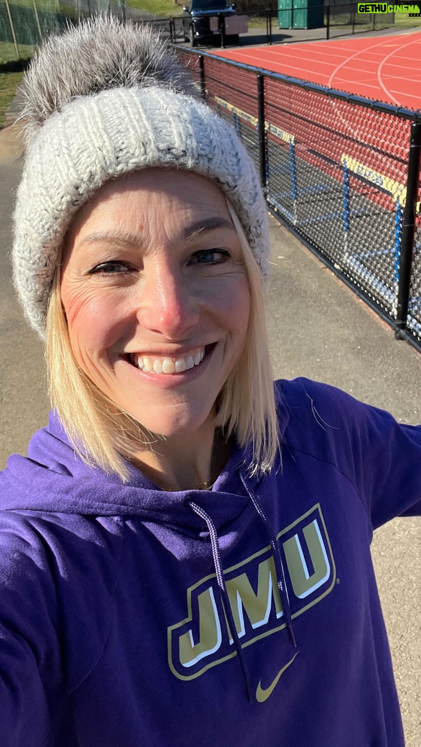 Lindsay Czarniak Instagram - Here we go! Let's goooooooo Dukes! #jmu #marchmadness #basketball #ncaa