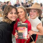 Lindsay Czarniak Instagram - Such a fun night celebrating my friend Elyse. Everything about the way she has prepared for the launch of her new book about the bagel company ( @bantambagels ) she co-founded with her husband is so inspiring. Dreams, taking risks, sacrifice, belief. It's all there and her story is SO GOOD. I'm sharing the link to the book in my stories but wanted to post a congratulatory message here. We love you Elyse! Your drive and determination to do this on your terms is invigorating #books #family #community #friendship #entrepreneur #love
