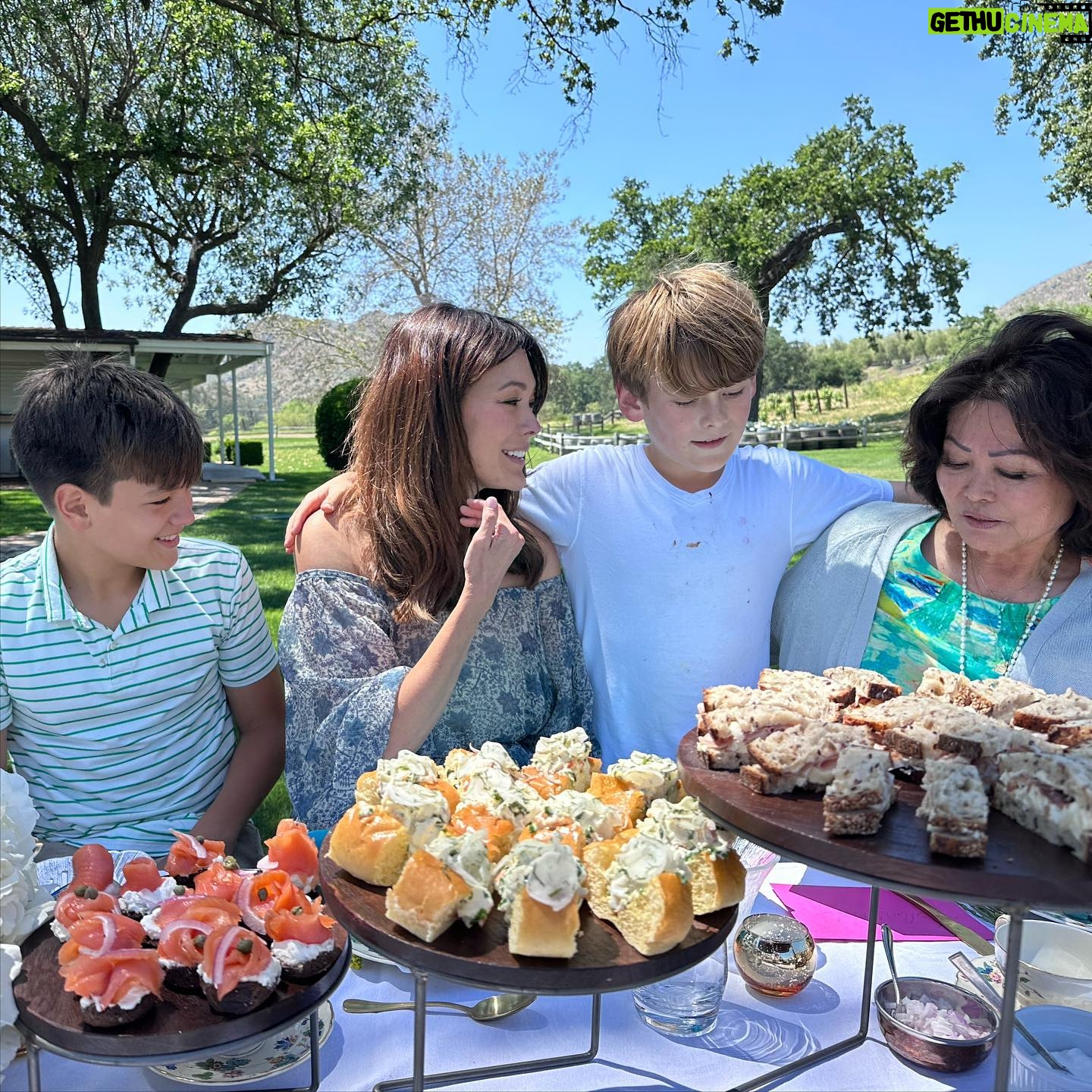 Lindsay Price Instagram - Loves of my life and the giant love bomb day. Thank u @curtisstone