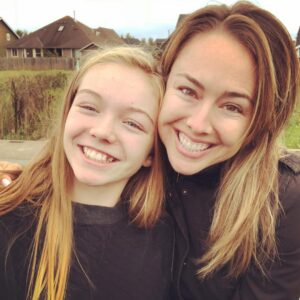 Lindsey McKeon Instagram - SOME MUCH NEEDED SISTER TIME. MY ❤️ IS 😁. #sisters #family #love #homeiswheretheheartis