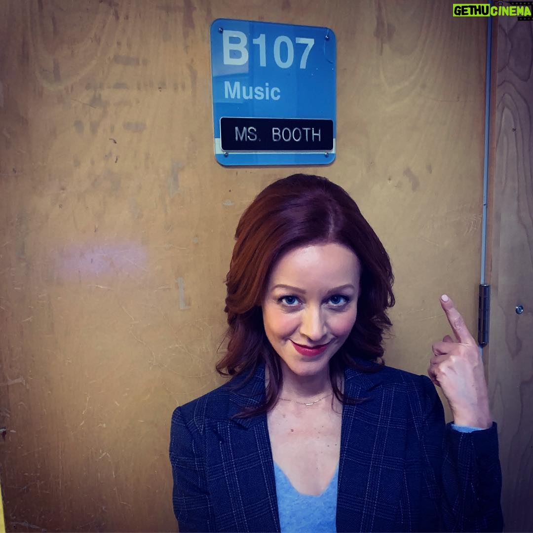 Lindy Booth - 5.6K Likes - today’s lesson....