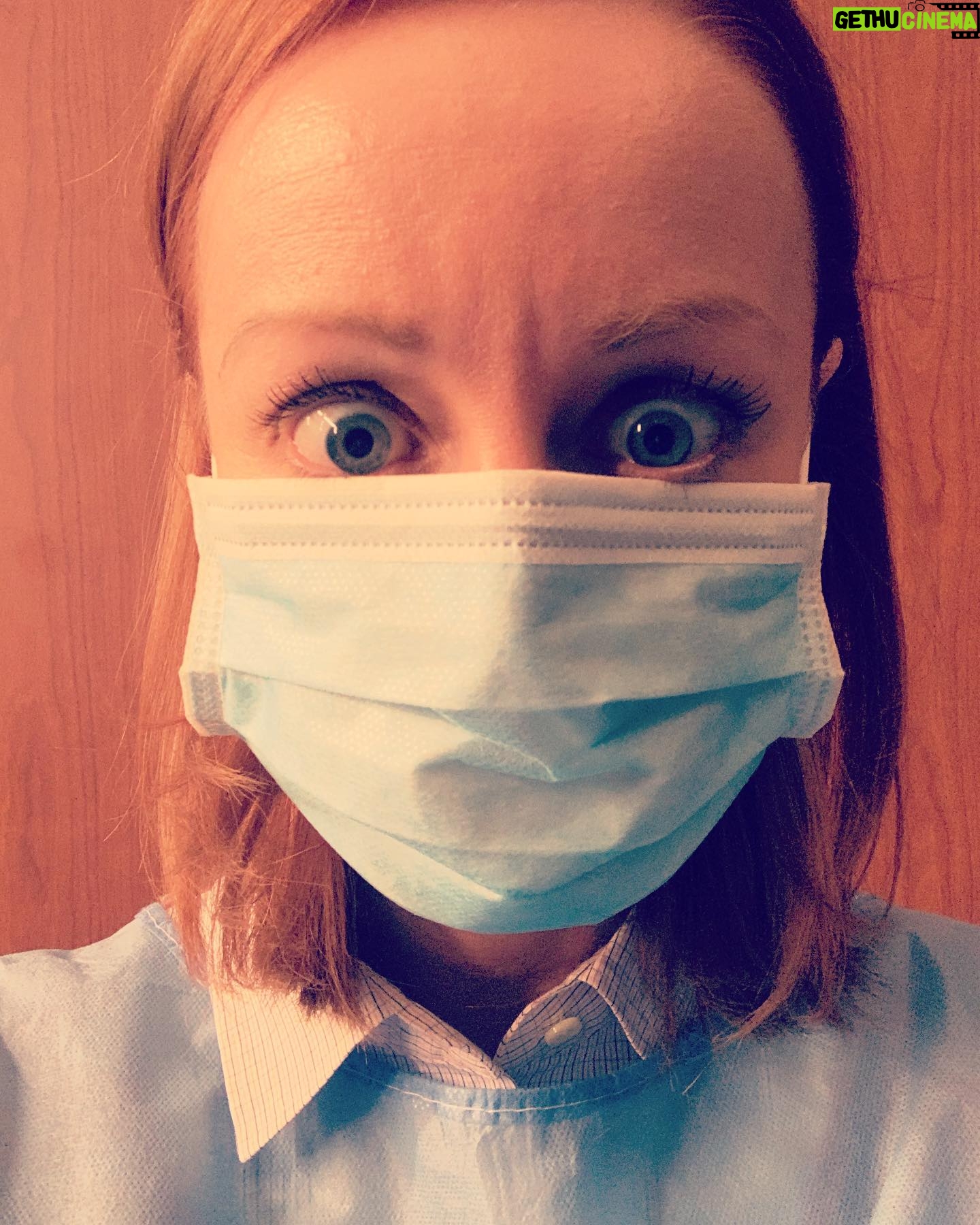 Lindy Booth - 4.3K Likes - it’s not a horror movie!!! just my genuine thanks to @greysabc for having me/Hadley these past weeks... i had such a great time with this amazing cast and crew. i’m so glad that me & @iamsarahgrafferty giggling didn’t ruin anything! thank you @giacomo_gianniotti for welcoming us and to @shoshannah7 for being such a badass! 😘😘😘