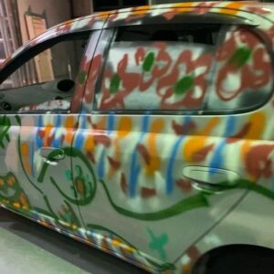 Lingling Instagram - My graffiti🚗/2022.4.7