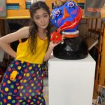Lingling Instagram - Have a nice day./2022.8.2 普段誰かとの別れ際にする握手をテーマに愛と感謝を込めて初めての立体作品を作りました。 本日より美醜秘宝館にて展示中です。是非ご覧ください。