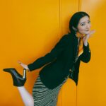 Lingling Instagram - トイレでこんな格好のレディーとすれ違ったら嬉しいな