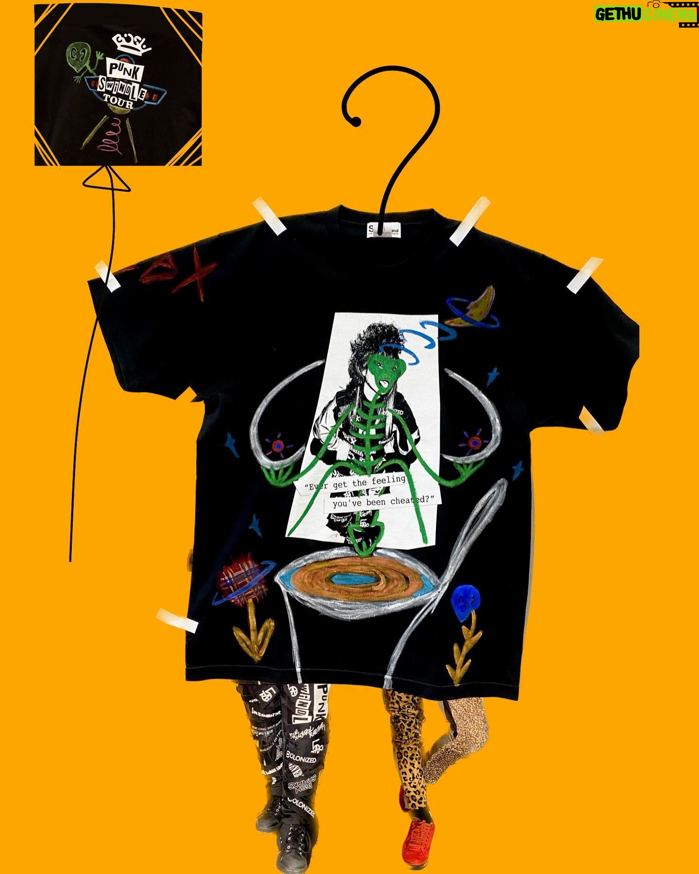 Lingling Instagram - 【NOT FOR SALE】 My paint Tshirt $🪦🪦🪦 $👽👽👽