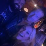 Linni Meister Instagram - I kveld 21:30 kan du se Kamikaze på @tvnorge ❤️ Jeg var på lag med beste @magnusdevold 😎🫶🏼 Gruer meg til å gjenoppleve noe av det flaueste, men også morsomste jeg har gjort🫣😅 Bla til side for å se noen hyggelige bilder og videosnutter fra premieren til Kamikaze😁🫶🏼🥂