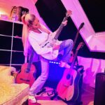 Linni Meister Instagram - To be continued🎙️🎸🤟🏽 @starlabstudiosofficial