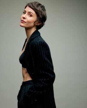 Linsey Godfrey Instagram - My friend @paulsmithphotography took some awesome photos of me.