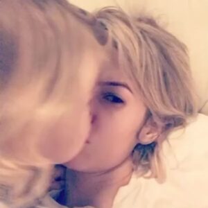 Linsey Godfrey Instagram - These are some of my favorite moments of the tiny human who made me a mommy! Thank you Aleda Seren for the best gift in the world, being your Mama!

Happy Mother’s Day to all you mama’s out there!!