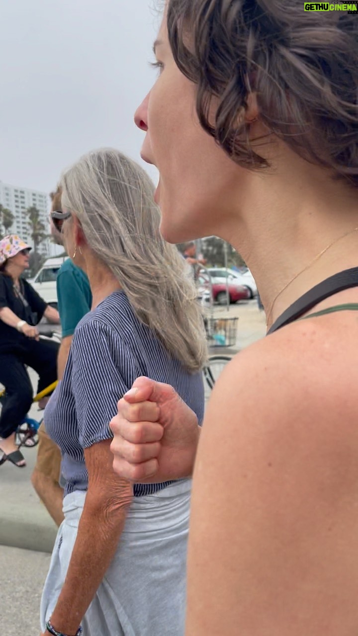Linsey Godfrey - 3.6K Likes - Fuck SCOTUS!! Fuck the extremist right forcing their bullshit religious agenda on us. This is about controlling women.
We will fight. I will fight!
My body, My choice! #roevwade
