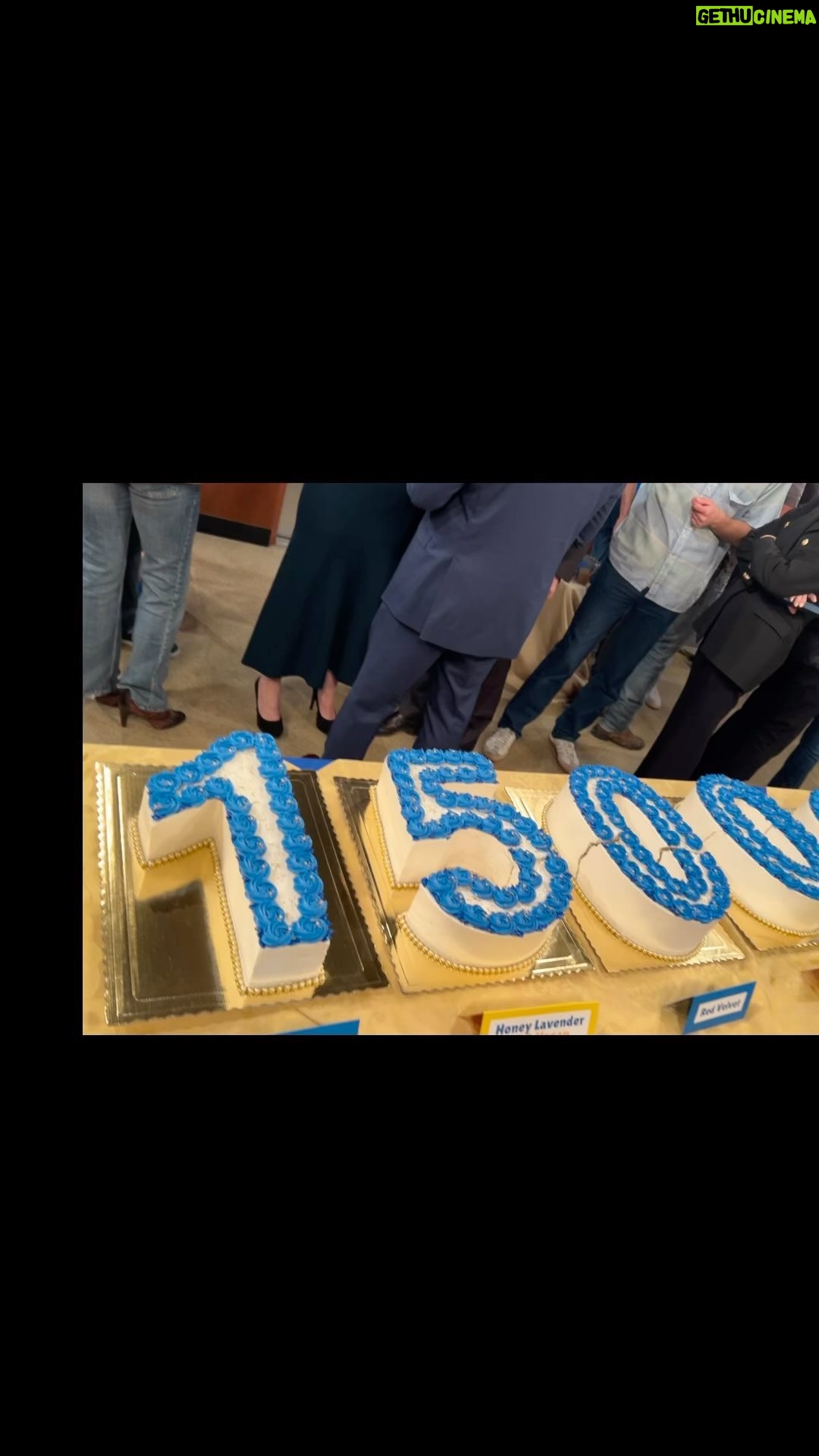 Linsey Godfrey - 1.7K Likes - Congratulations @dayspeacock on 15,000 episodes!