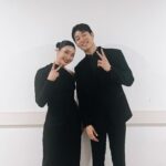 Lip J Instagram – My last Friday was FIRE 🔥
마법같았던 지난 금요일 이롭고 새로웠던 롯데와 함께. 

다시 불러주셔서 너무 감사합니다. 
지블박에 이어 너무 좋은 인연이 된 @dannykoo_boom
연습부터 공연까지 너무 좋은 기운줘서 고마웠어요! 
다음에 또 재밌는 작업을 약속하며 see u soon😍 

롯데 패밀리 행사에 한번 더 멋진 경험을 할수 있어서 너무 황홀했어요 @lotteconcerthall 

어메이징한 마에스트로 김광현님과 오케스트라 쿱. 너무 영광이었습니다❤️
@koreacooporchestra
@maeto_kh

#롯데러브패밀리동행콘서트