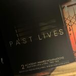 Lip J Instagram - 오늘부터 개봉하는 #pastlives 미리 보고왔어요. 영화는 너무도 우아하고 예쁘게 흘러가지만 제 가슴은 몹시도 주체할수 없는 감정에 격하게 일렁댔더랬죠. 인연에 대해서 한번 더 생각해보게 되는 너무 아름다운 영화였습니다. 꼭 보셨으면 해요💡