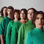 Lis Moreno Instagram - Hemos finalizado la 3ra temporada de MALPARIDA 🫀 🥲 No tengo más que palabras de agradecimiento, a este maravilloso equipo, y a todas aquellas personas que han venido a vernos y nos han permitido aterrizar nuestros sentires en las pistas de sus corazones. Hemos hecho 3 temporadas en menos de un año!!!!!!!Termino este 2023 con una satisfacción gigante, gracias ✨ Ahora con ansias de poder compartir los nuevos proyectos 🥹