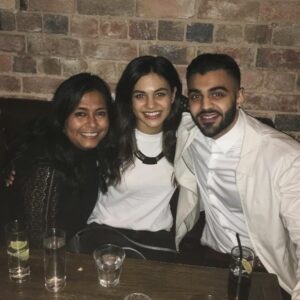 Lisa Ambalavanar Instagram - Reunited with my on-screen mum and bro last night. Lorra love for these two. #bbcdoctors