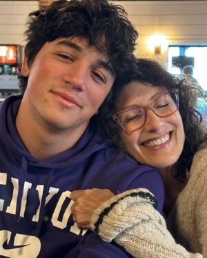 Lisa Edelstein Instagram - And he’s on his way! First one out! From crazy monkey to college student! Go B go!!