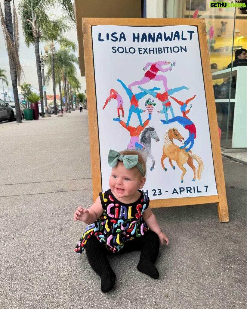 Actress Lisa Hanawalt HD Instagram Photos and Wallpapers April 2024 ...