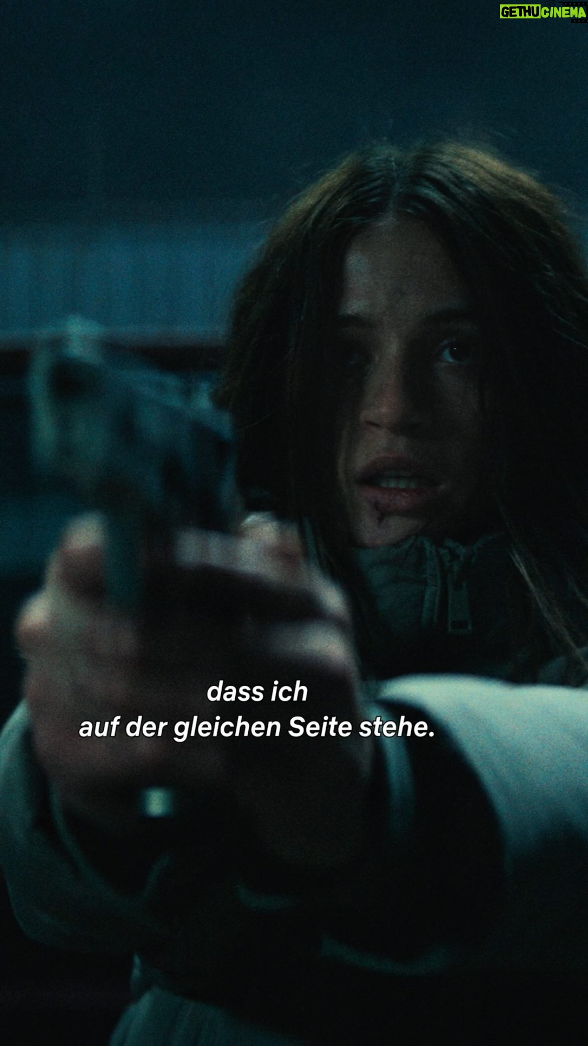 Lisa-Marie Koroll - 4.9K Likes - PARADISE ab 27. Juli auf @netflixde