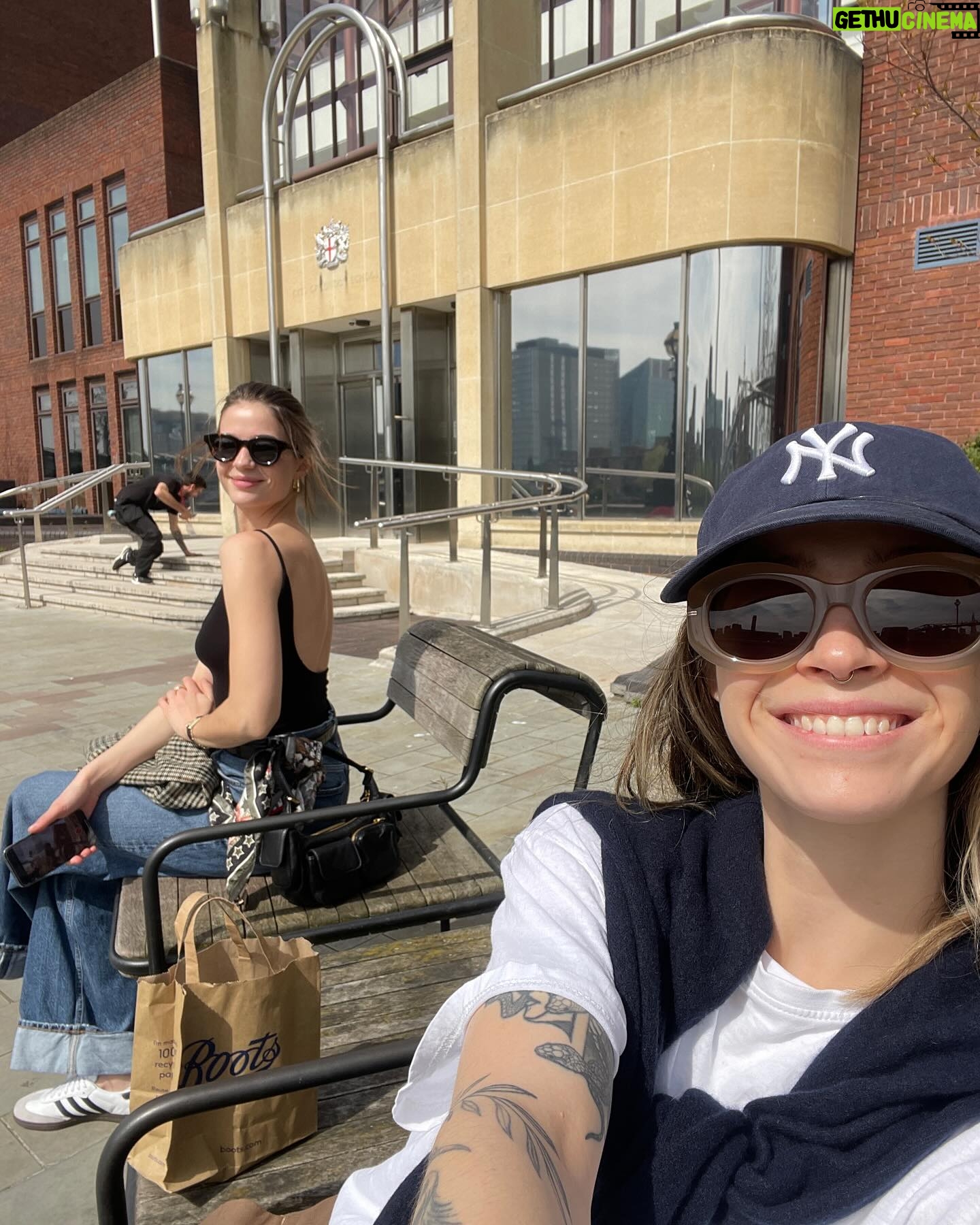 Lisa-Marie Koroll Instagram - Zwei Schwestern, ein Kleiderschrank
