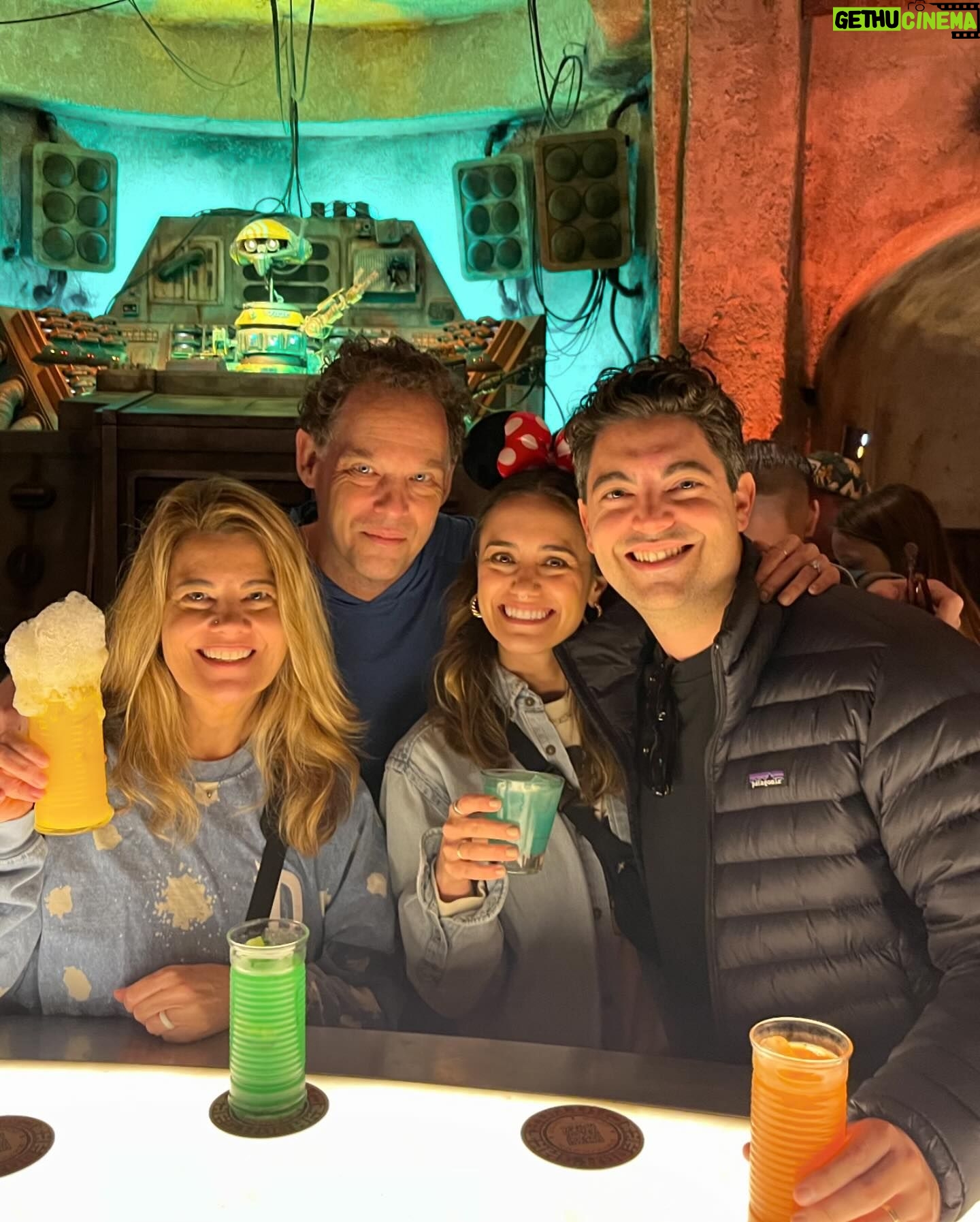 Lisa Whelchel - 5.5K Likes - Absolutely magical memories made at @disneyland. We will relive this epic day for years to come. šŖš«š