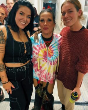 Lisa Marie Varon Instagram - meet your heros, especially if they are incredible, strong, inspiring, beautiful women. 

#HER weekend was everything and more. thank you so much @themickiejames , @bull__nakano, @thefoxxyone & @reallisamarie! there is none of us, if not for you!