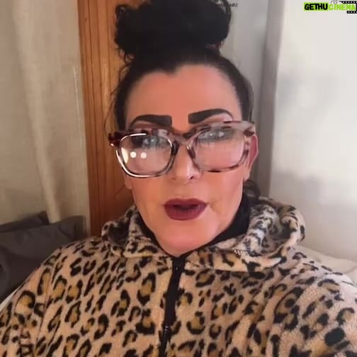 Lisa Marie Varon Instagram - TODAY Live watch along on my twitch channel. Twitch.tv/reallisamarie at 6pm est