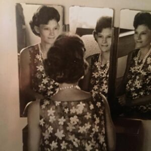 Lisa Marie Varon Instagram - Happy Birthday Mom! I miss you every single second of the day.