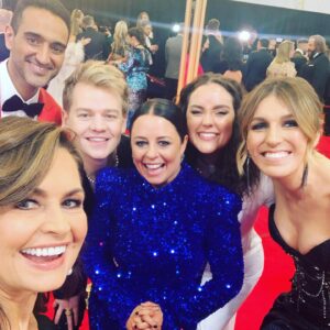 Lisa Wilkinson Instagram - Logies red carpet squad…❤️❤️❤️❤️❤️❤️
@zotheysay @hamishblakeshotz @pjhelliar @georgie_tunny @angelabishop10 @whatsarahsnapped @georgieparker @myfwarhurst @joelcreasey @melaniebracewell 
#logies #logiesredcarpet