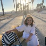 Lisa Wilkinson Instagram - Great to be back at the Sunday Project desk tonight after a few weeks on the road in the US gathering a whole bunch of stories for the show. Hope you can join us.x 6.30pm tonight on @channel10au @theprojecttv