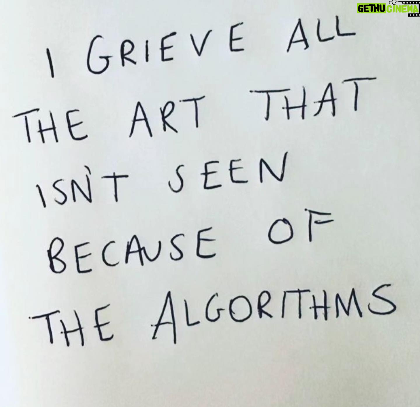 Lisette Morelos Instagram - Like many others, l'm finding it increasingly frustrating that my reach is getting worse by the day.. These platforms want to drain us dry. They want it ALL, first Twitter taking away your verified status unless you pay 💰 Now this… Many artists are getting in financial trouble because of the ambition of the “social media platforms” Am I supposed to make reels where I dance around?! 😒 hell no! Also it's really irritating that the people I choose to follow, because I actively want to see their posts, are no where to be seen in my feed. So here's big F you, to instagram and it's shitty algorithm!! Como muchos otros, me resulta cada vez más frustrante que mi alcance empeora cada día. Estas plataformas quieren drenarnos. Lo quieren TODO, primero Twitter quitando tu estado verificado a menos que pagues 💰 Ahora Instagram con su algoritmo. Muchos artistas están teniendo problemas financieros debido a la ambición de las "redes sociales". ¿Se supone que debo hacer vídeos bailando? 😒 También es irritante que las personas que elijo seguir, porque quiero ver sus publicaciones, no se ven en mi feed. ¡Así que aquí está tu gran F, you Instagram y su algoritmo de 💩 ! #fuckthealgorithm #fuckyouinstagram