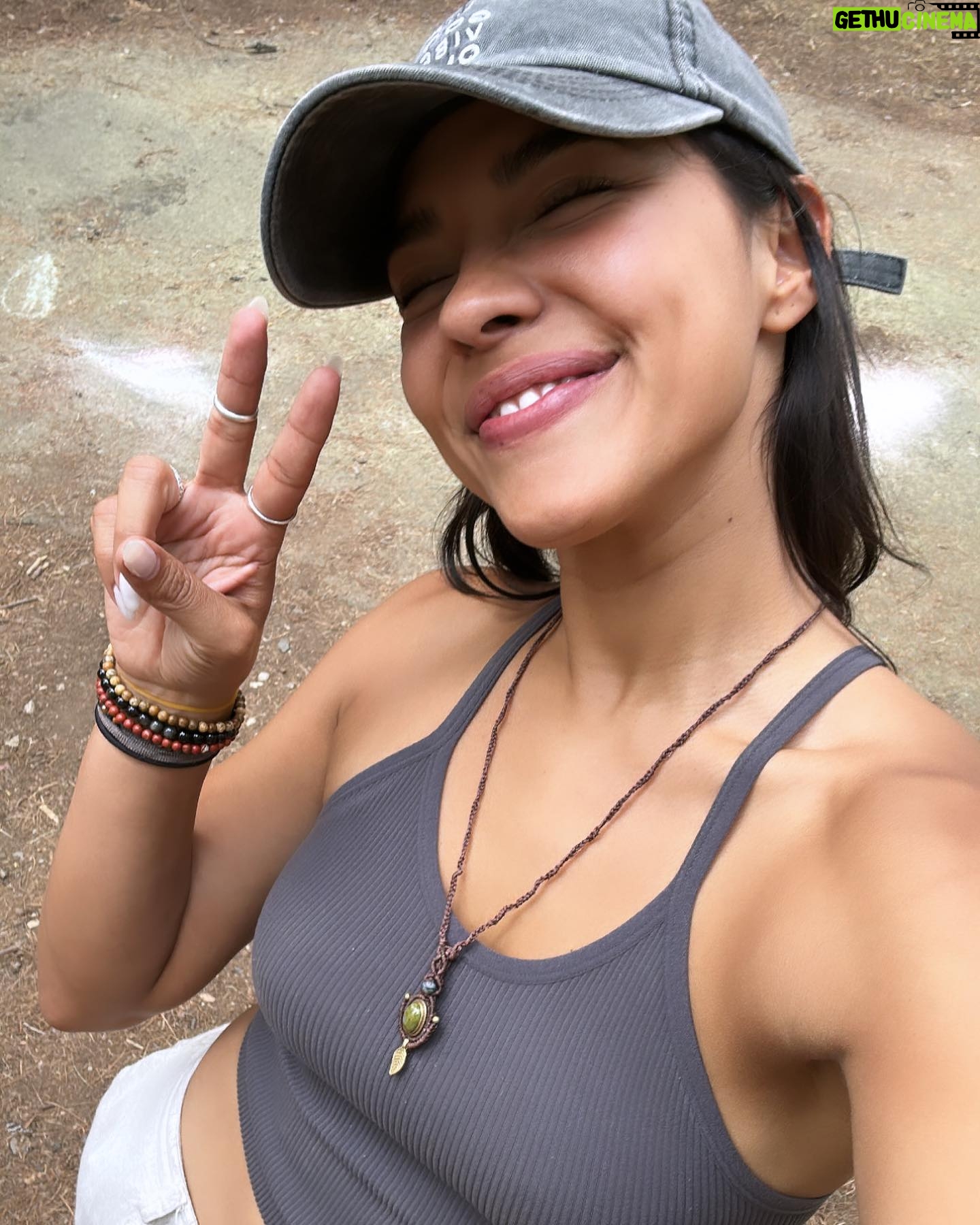 Lisseth Chavez Instagram - Nature is the purest portal to inner-peace🦋🖤 #sequoianationalpark #camplife