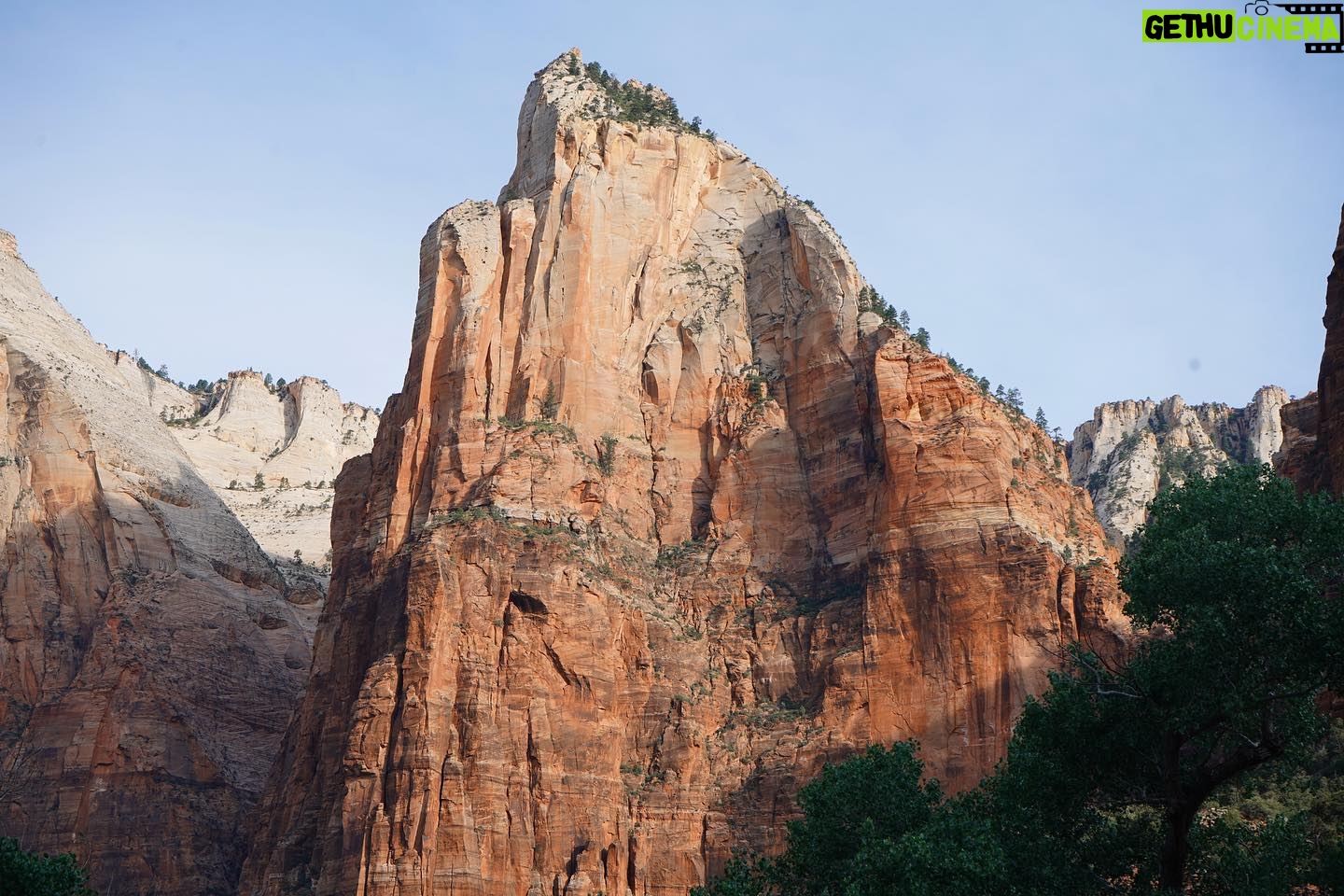 Lisseth Chavez Instagram - Zion♥️One of the most beautiful places my eyes have ever seen⛰ #zion