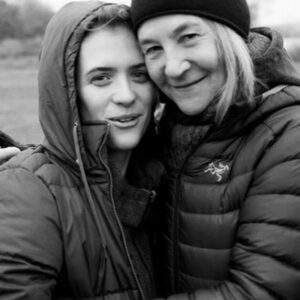 Liv Lisa Fries Instagram - @peterhartwigfoto „From Hilde, with Love“ directed by Andreas Dresen @pandorafilmverleih @betacinemaofficial world premiere next week at @berlinale 🌊🔥💫💥 pictures with Andreas Dresen @andreas_dresen , @johanneshegemann, @judkaufmann_dop , @magda_leniii. I couldn’t have made it without you 🤍🙏