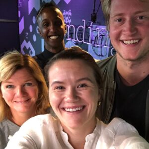 Live Nelvik Instagram - Velsignet podkastdag, dvs. søndag. #lørdagsrådet råder igjen, og hvilken start! Men det ser du selv,sant. 
Høres!