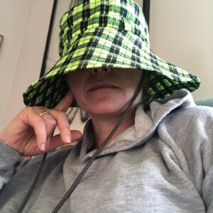 Live Nelvik Instagram - Blessed be the fruit, følgere. 
Denne diskret hatten kjøpte jeg fordi hun koselige i butikken sa at @kaassolini også har kjøpt lik.