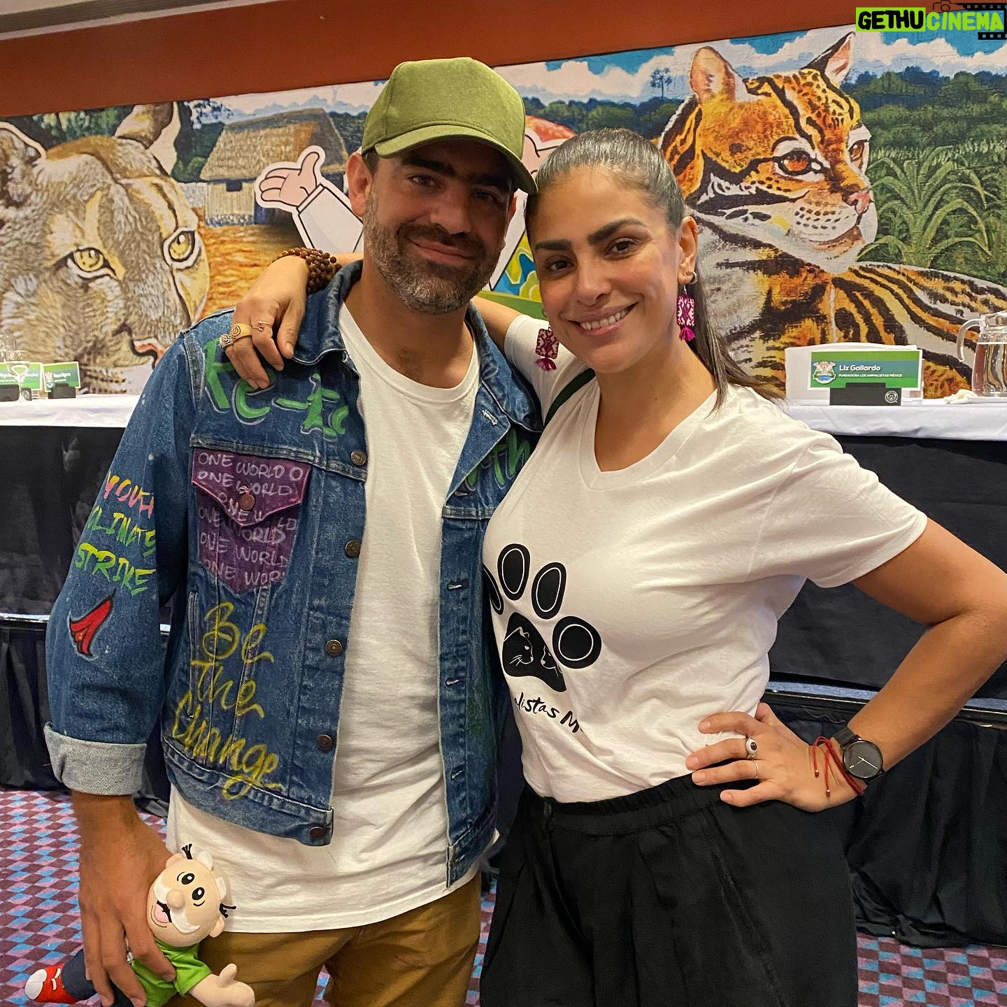 Liz Gallardo Instagram - ✨Gracias 2023 por tantos momentos espectaculares junto a maravillosas personas. Personas que piensan cambiar al mundo poniendo un granito de arena al igual que nosotras.🌎 💕Gracias a todos los voluntarios, donadores que con su apoyo logramos salvar y ayudar a mas de 40 animalitos. Estamos seguras que con el apoyo de todos ustedes, el próximo año seguiremos salvando más vidas 🙏🏻 Con cariño Liz & Tan 💕
