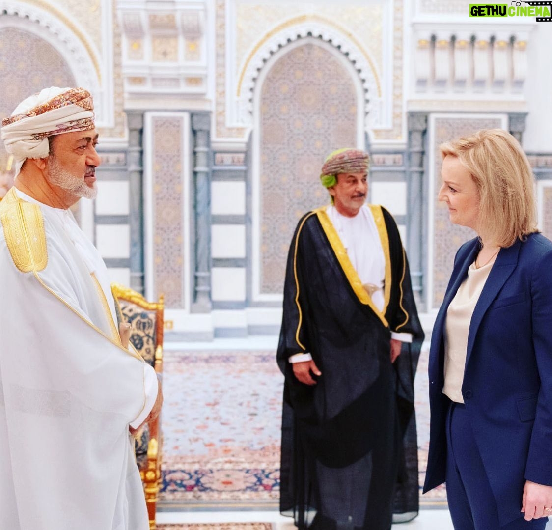 Liz Truss Instagram - An honour to meet His Majesty Haitham bin Tarik, the Sultan of Oman 🇬🇧🇴🇲