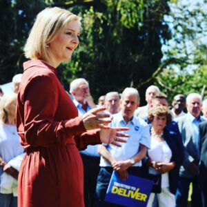 Liz Truss Instagram - Together we can deliver for Britain 🇬🇧

#LizForLeader