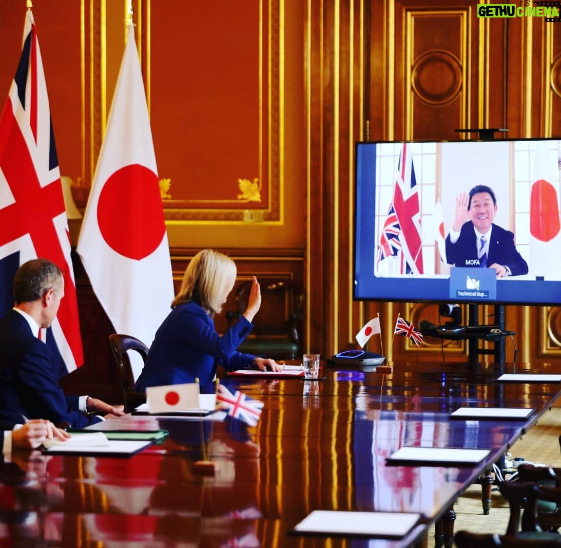 Liz Truss Instagram - Proud we've agreed a comprehensive deal with Japan. More to come....#tradingpartners #friendsandallies #islandnations