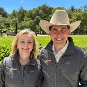 Liz Truss Instagram - Down on the ranch with @scottwalker talking about #TenYearsToSaveTheWest with @yaf_ . Link in bio to buy a copy. #reaganranch