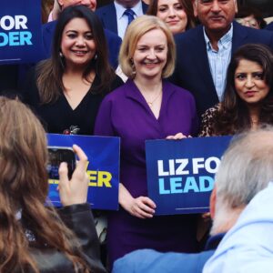 Liz Truss Instagram - Fantastic speaking with members from Richmond Conservatives today about my vision for the @conservatives Party and our country.

#LizForLeader