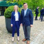 Liz Truss Instagram – Wonderful to see my good friend @dmytro_kuleba in Germany.

We #StandWithUkraine 🇬🇧🇺🇦