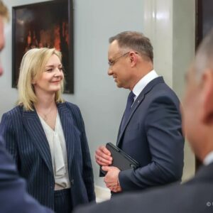 Liz Truss Instagram - In Warsaw with @prezydent_pl. We are firm allies in taking on Putin's evil dictatorship. 🇬🇧🇵🇱