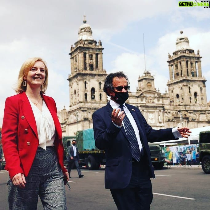 Liz Truss Instagram - Mexico is an important pacific partner of the UK and economic powerhouse #vivaukmexico 🇬🇧🇲🇽