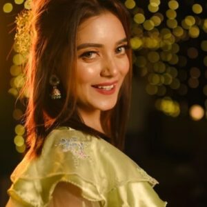 Liza Sarkar Instagram - Tu Hi Zariya
Tu Hi Manzil Hai
💕🌿

@the_reelwale @s_o_u_g_a_t_a_h_a_l_d_e_r 📸📹

#pahelebhimai❤️ #reelsinstagram #love