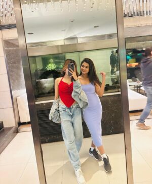 Liza Sarkar Instagram - ♥️🌿 i love you  @shreyasimaitra_07