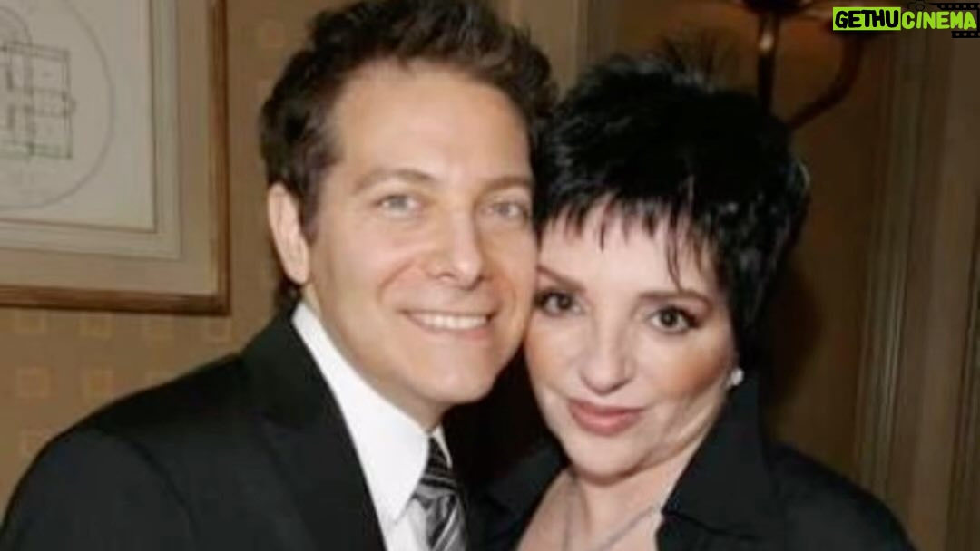 Liza Minnelli Instagram - Darlings! My baby @michaelfeinsteinsings has a special #ValentinesDay show, “My Tribute to Tony Bennett ‘Because of You’”, @smithcenterlv tonight! Tickets bit.ly/MFSmithCenter
