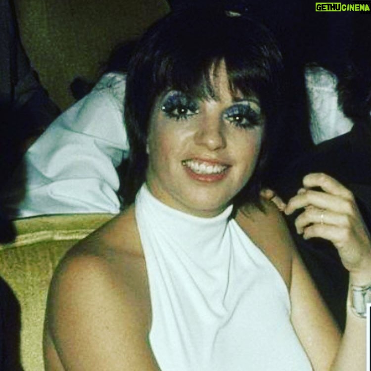 Liza Minnelli Instagram - #lizaminnelli #tbt #instagood
