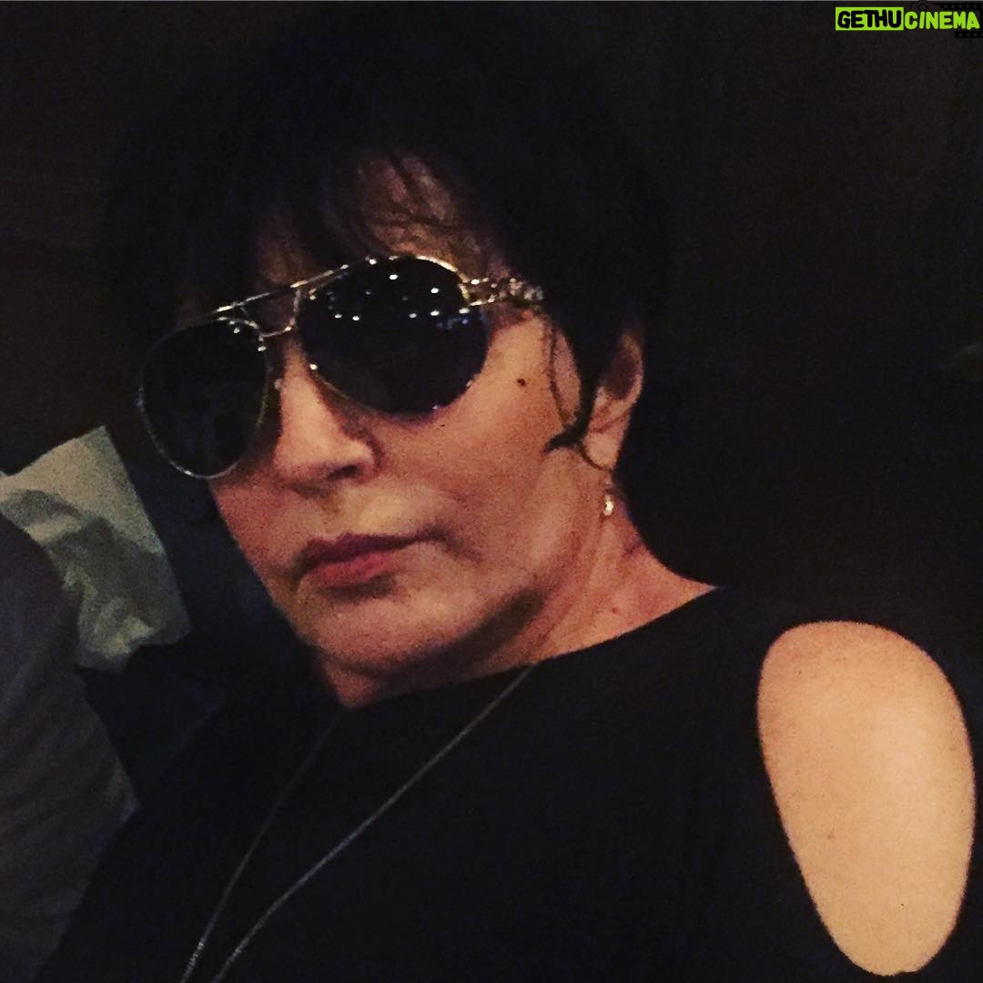 Liza Minnelli - 8.5K Likes - I’m back, baby! I took a break from @instagram long enough. I missed you ALL
#imback #lizawithaz